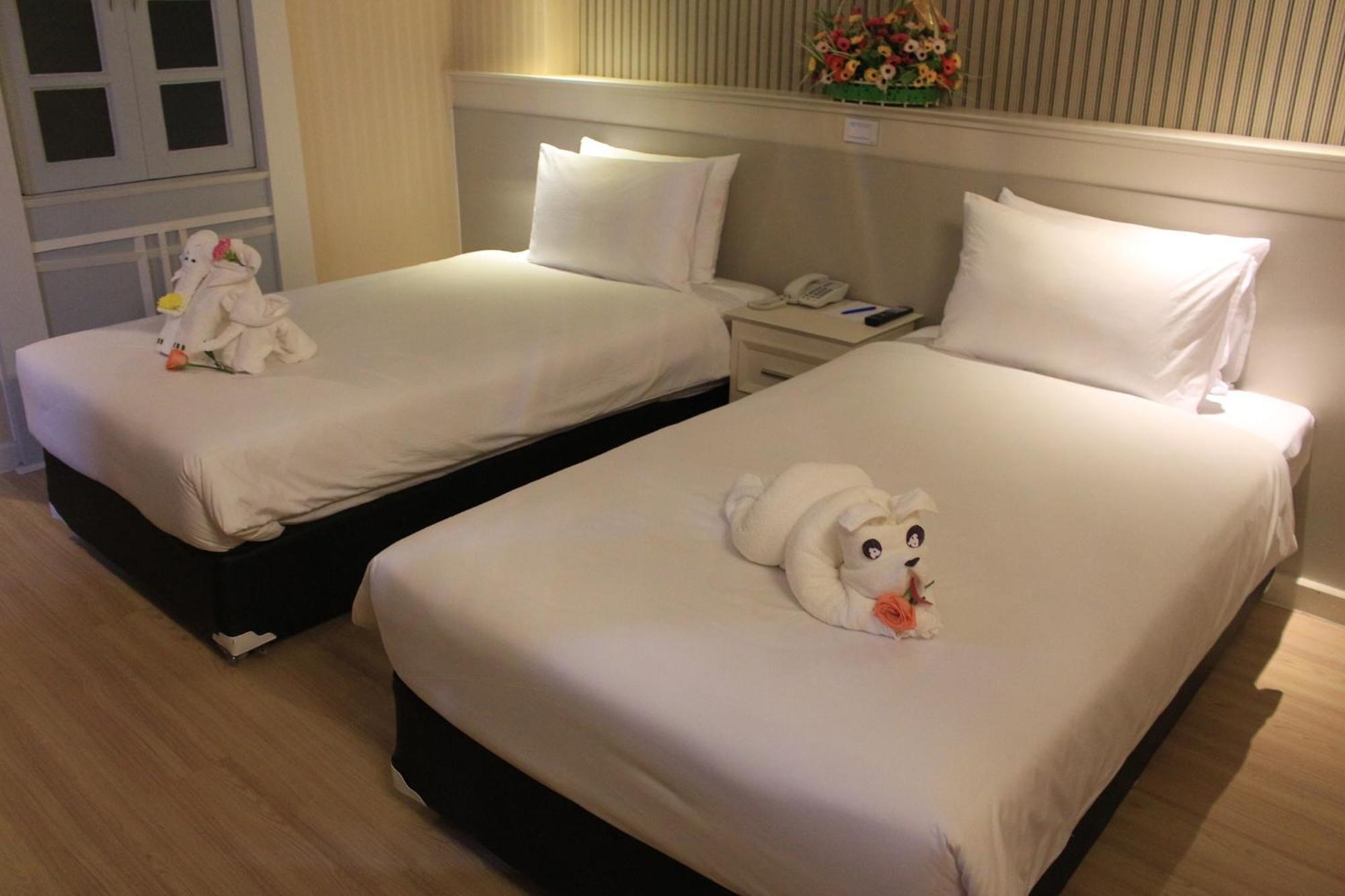โรงแรมวีวิช V Wish Hotel Khon Kaen Exterior photo